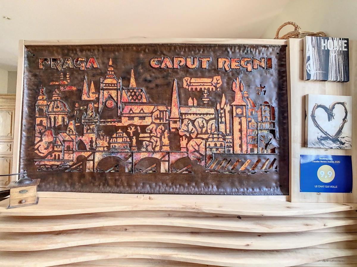 Le Chat Qui Veille Bayeux Luaran gambar
